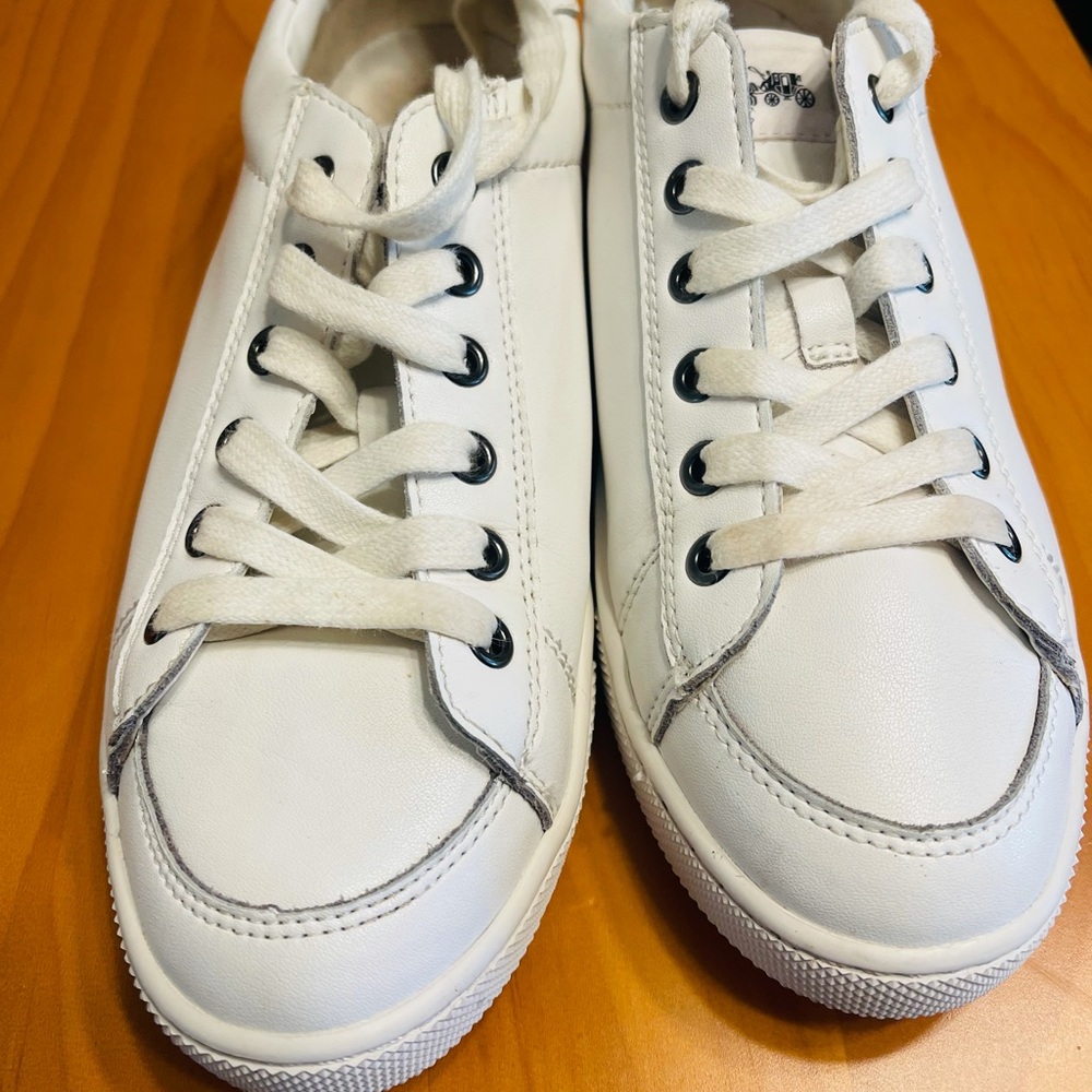 Coach Shoe